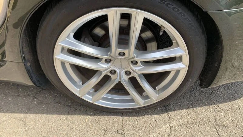2020 Lexus LS 4th Gen - Image 12 of 19