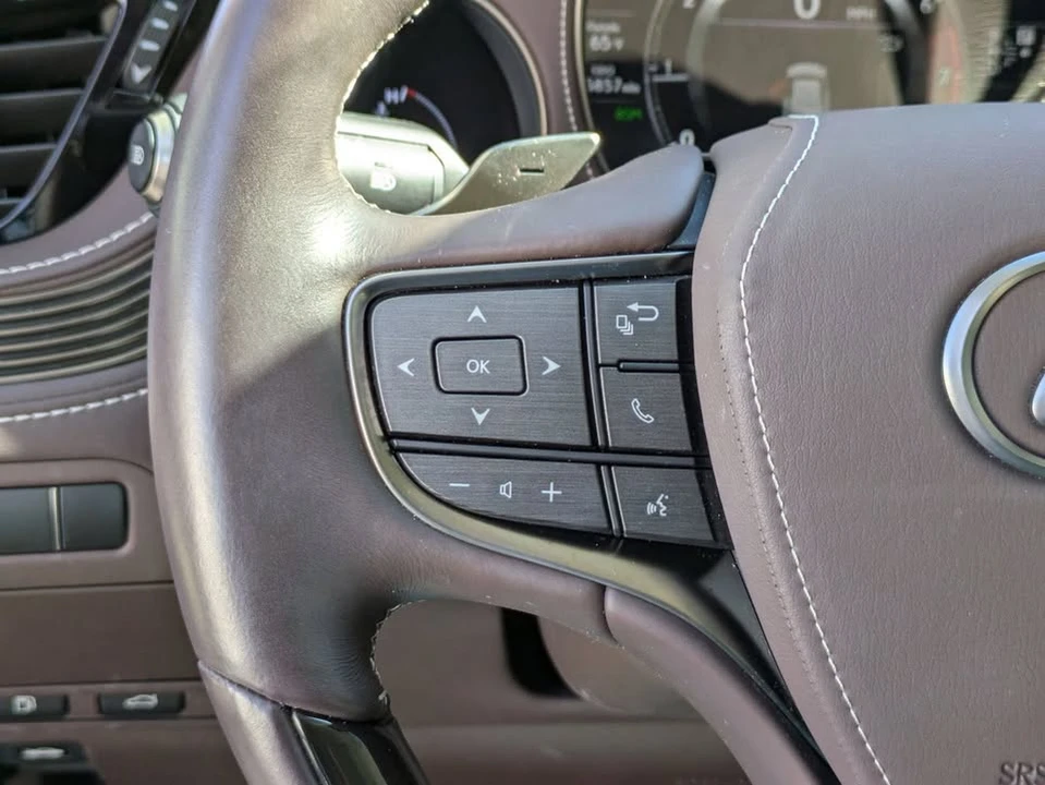 2020 Lexus LS 5th Gen - Image 7 of 18