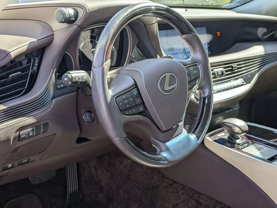 2020 Lexus LS 5th Gen - Image 3 of 18