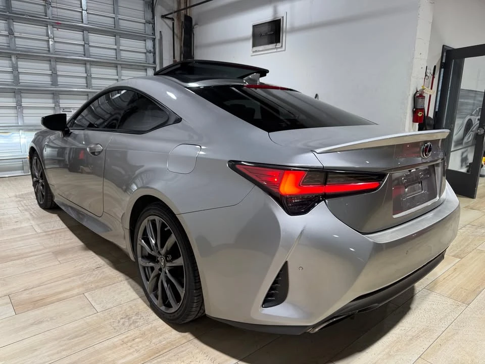 2020 Lexus RC - Image 2 of 11