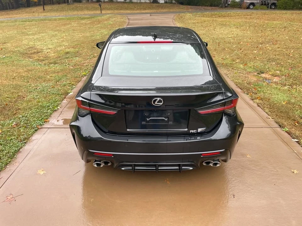 2020 Lexus RC F - Image 8 of 18