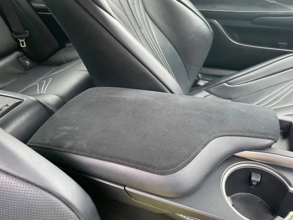 2020 Lexus RC F - Image 14 of 18