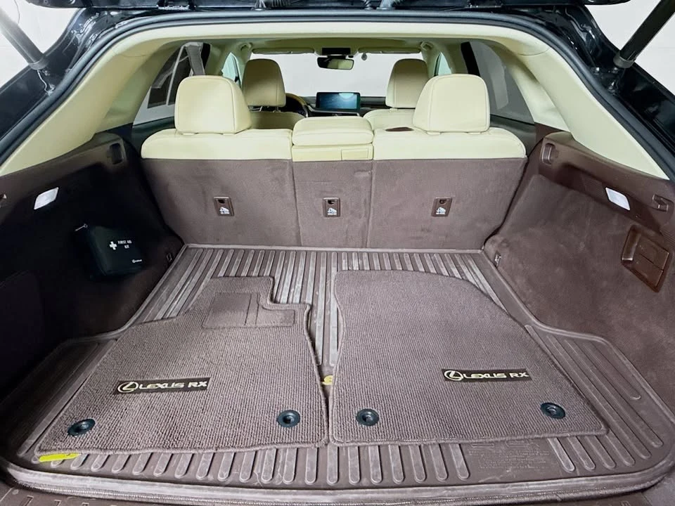 2020 Lexus RX 4th Gen - Image 7 of 19