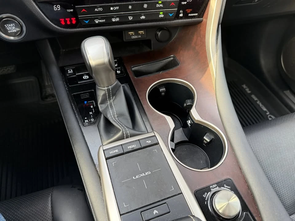 2020 Lexus RX 4th Gen - Image 13 of 20