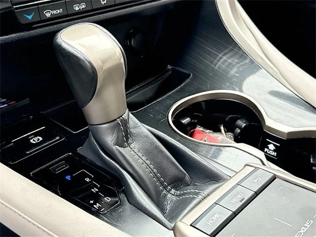 2020 Lexus RX 4th Gen - Image 14 of 16