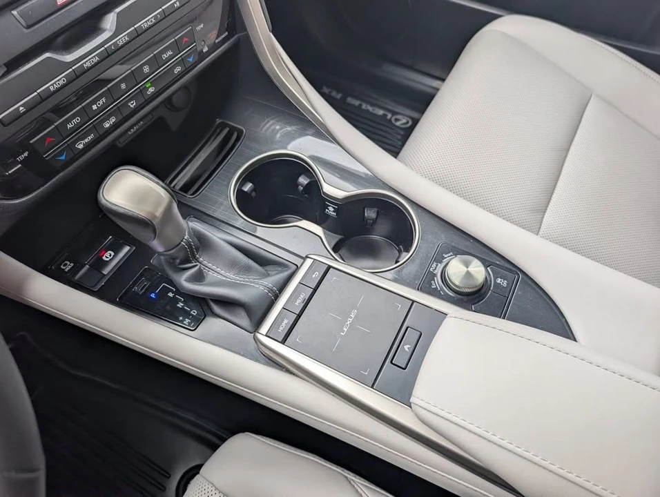 2020 Lexus RX 4th Gen - Image 11 of 12