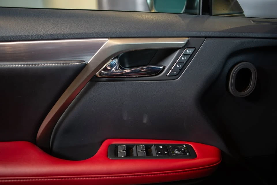 2020 Lexus RX 4th Gen - Image 17 of 20