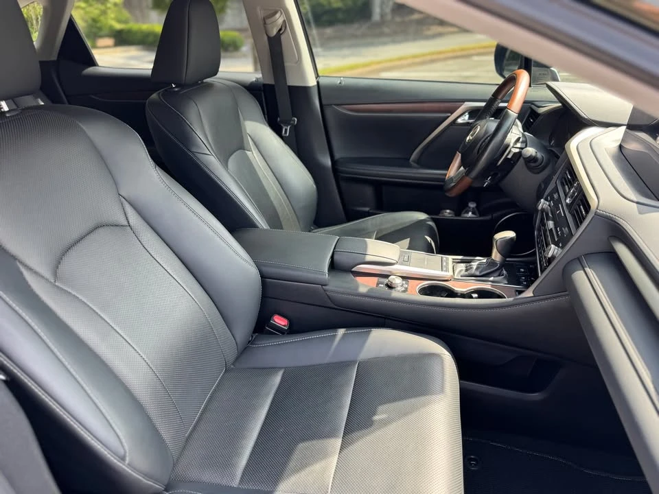 2020 Lexus RX 4th Gen - Image 7 of 18