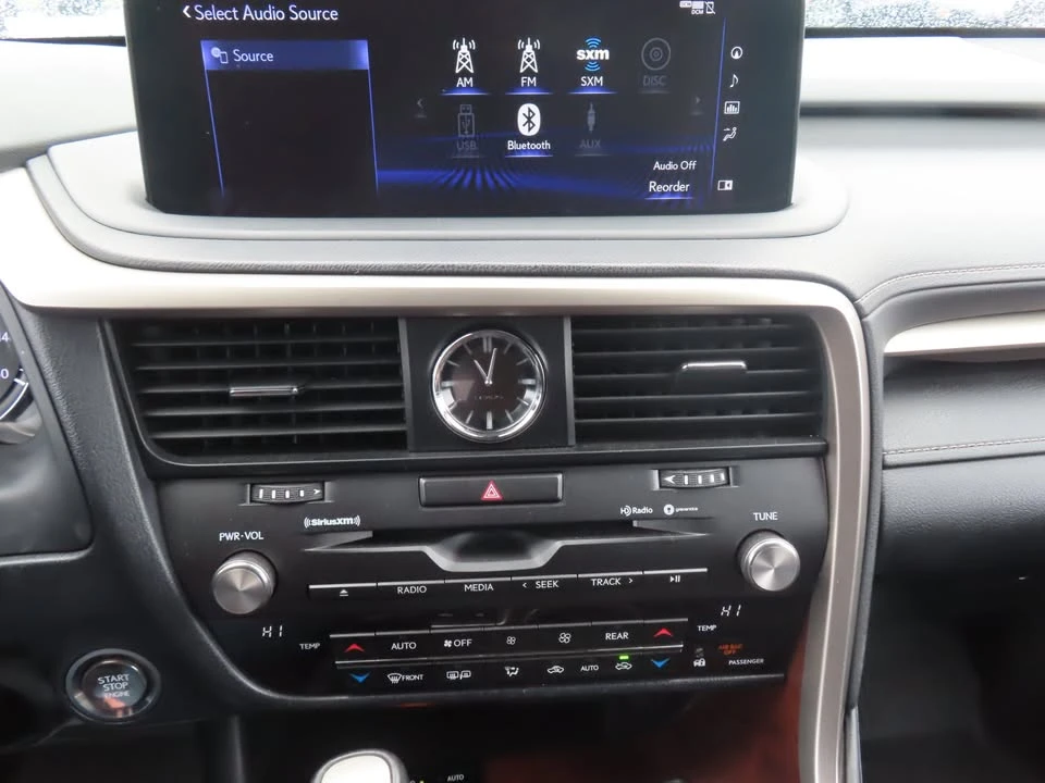2020 Lexus RX 4th Gen - Image 17 of 20