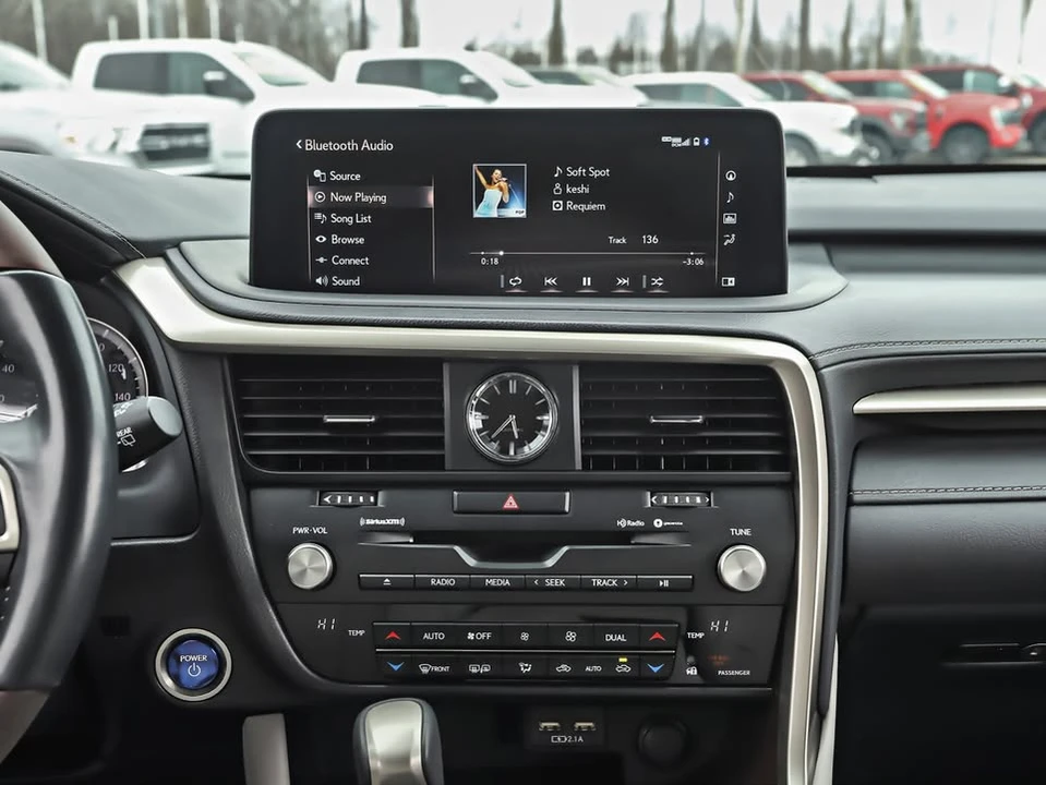 2020 Lexus RX 4th Gen - Image 17 of 20