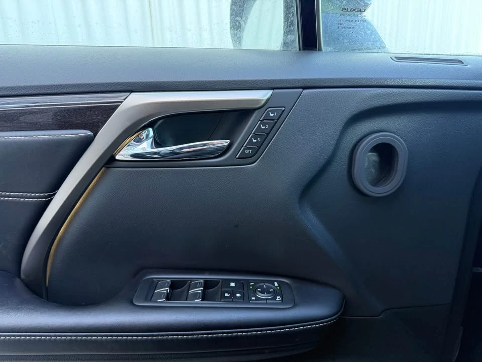 2020 Lexus RX 4th Gen - Image 9 of 13