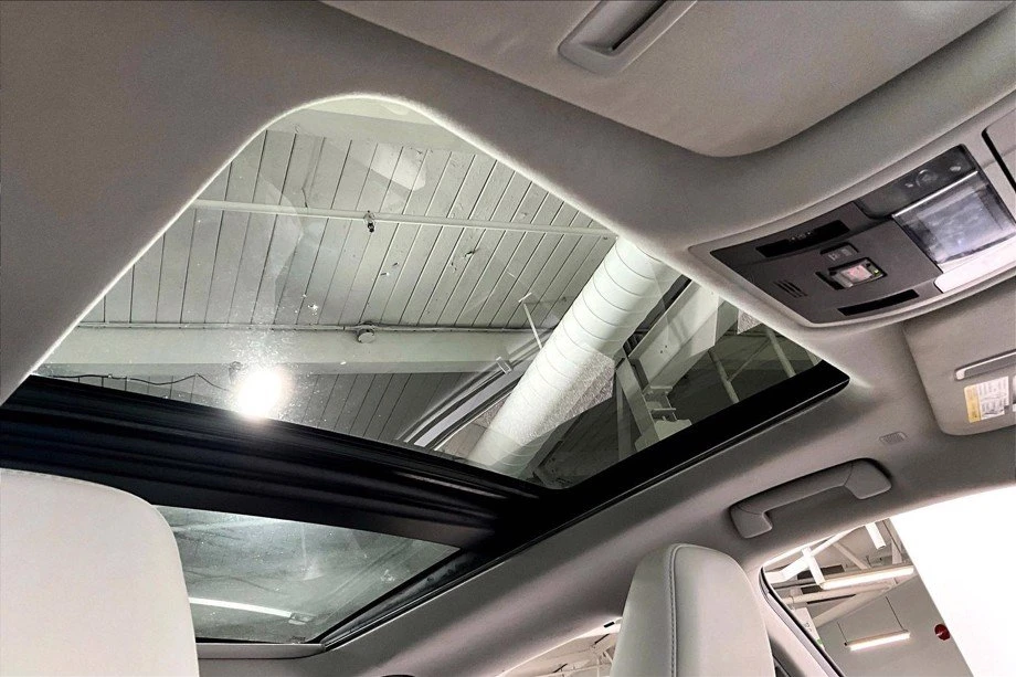 2020 Lexus RX 4th Gen - Image 4 of 7