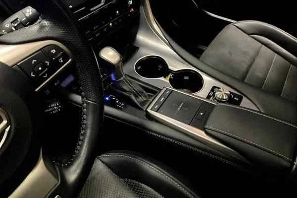 2020 Lexus RX 4th Gen - Image 12 of 19