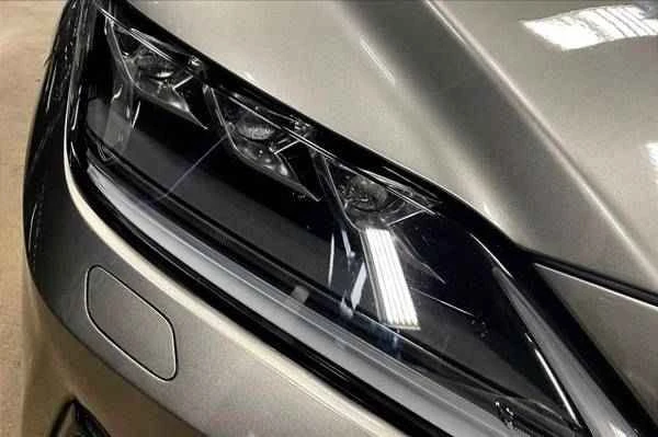 2020 Lexus RX 4th Gen - Image 17 of 19