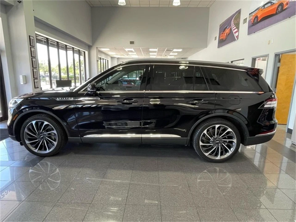 2020 Lincoln Aviator 2nd Gen - Image 2 of 31