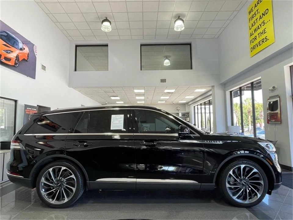 2020 Lincoln Aviator 2nd Gen - Image 6 of 31