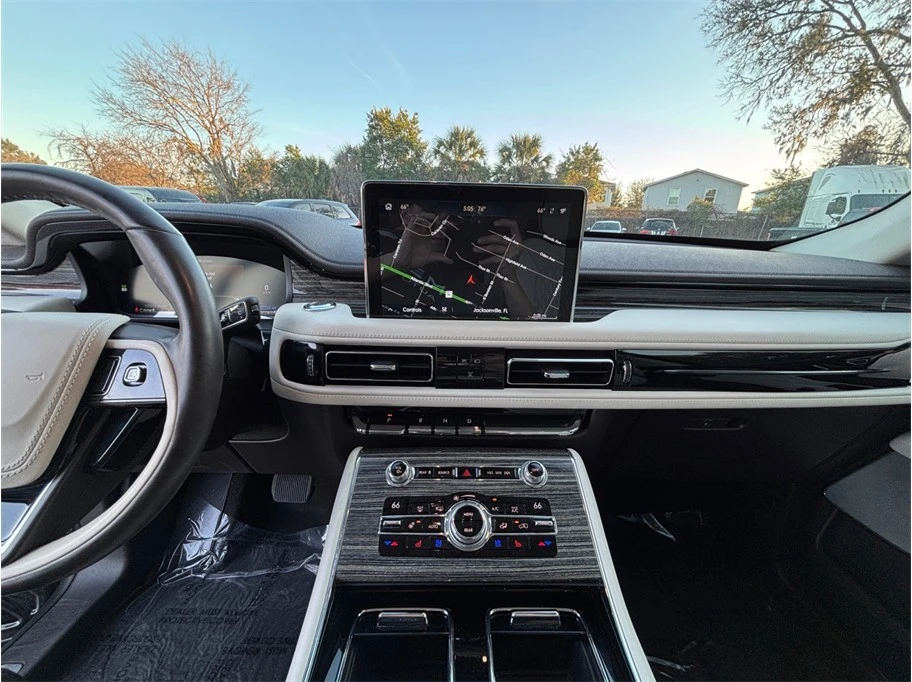 2020 Lincoln Aviator 2nd Gen - Image 11 of 21