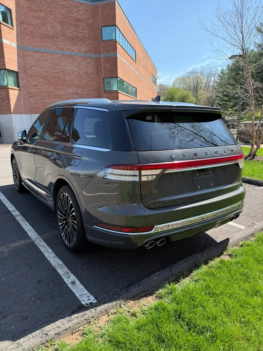 2020 Lincoln Aviator 2nd Gen - Image 17 of 21