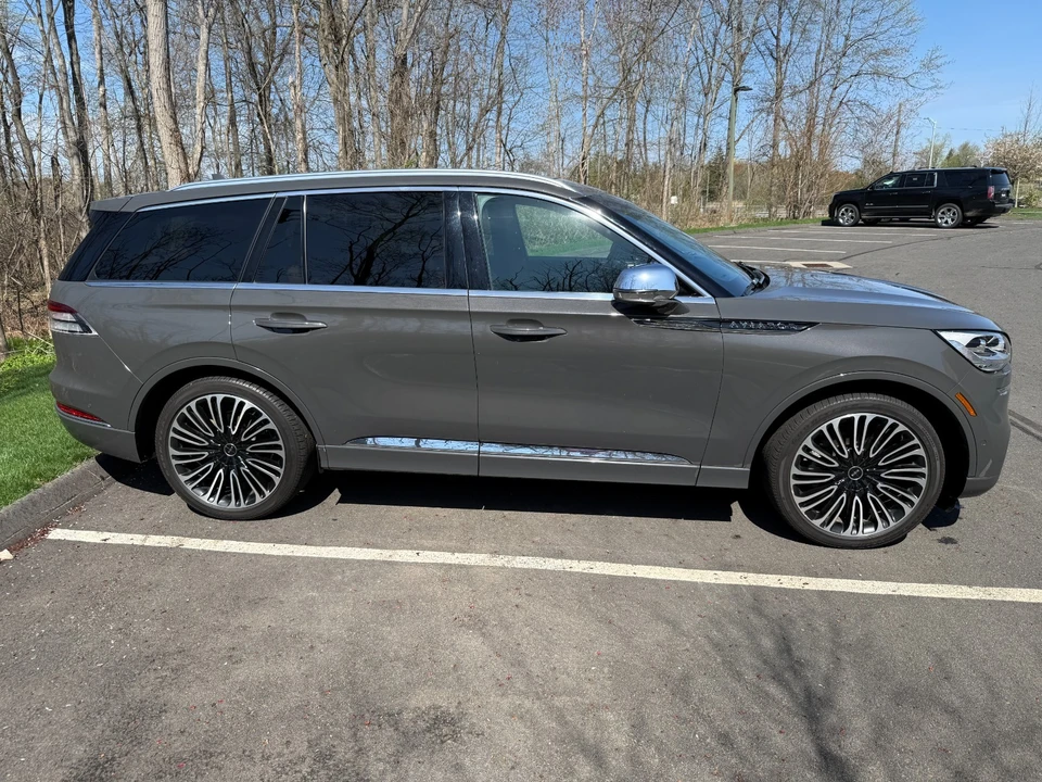 2020 Lincoln Aviator 2nd Gen - Image 14 of 21