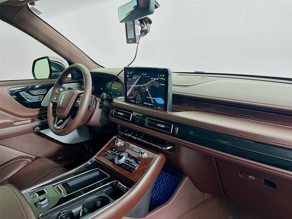 2020 Lincoln Aviator 2nd Gen - Image 23 of 31