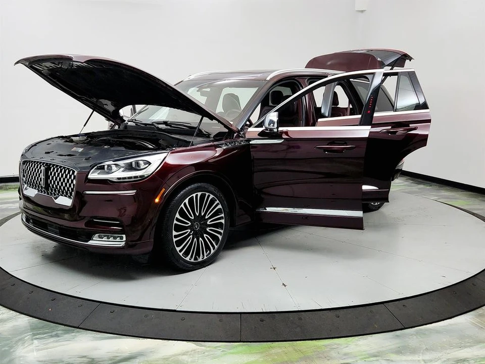 2020 Lincoln Aviator 2nd Gen - Image 9 of 21