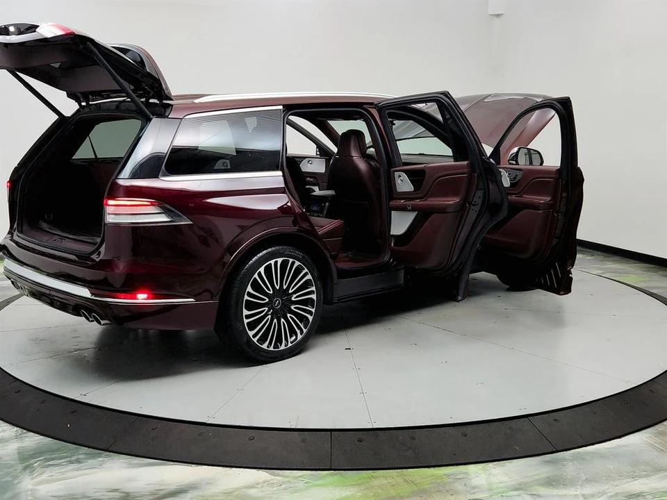 2020 Lincoln Aviator 2nd Gen - Image 11 of 21