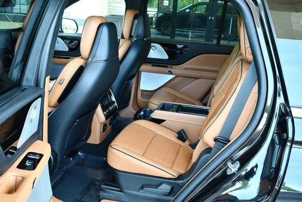 2020 Lincoln Aviator 2nd Gen - Image 17 of 21