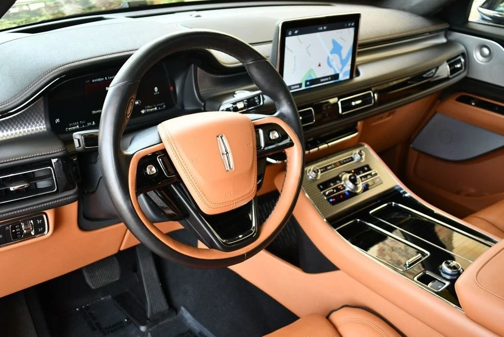 2020 Lincoln Aviator 2nd Gen - Image 13 of 21