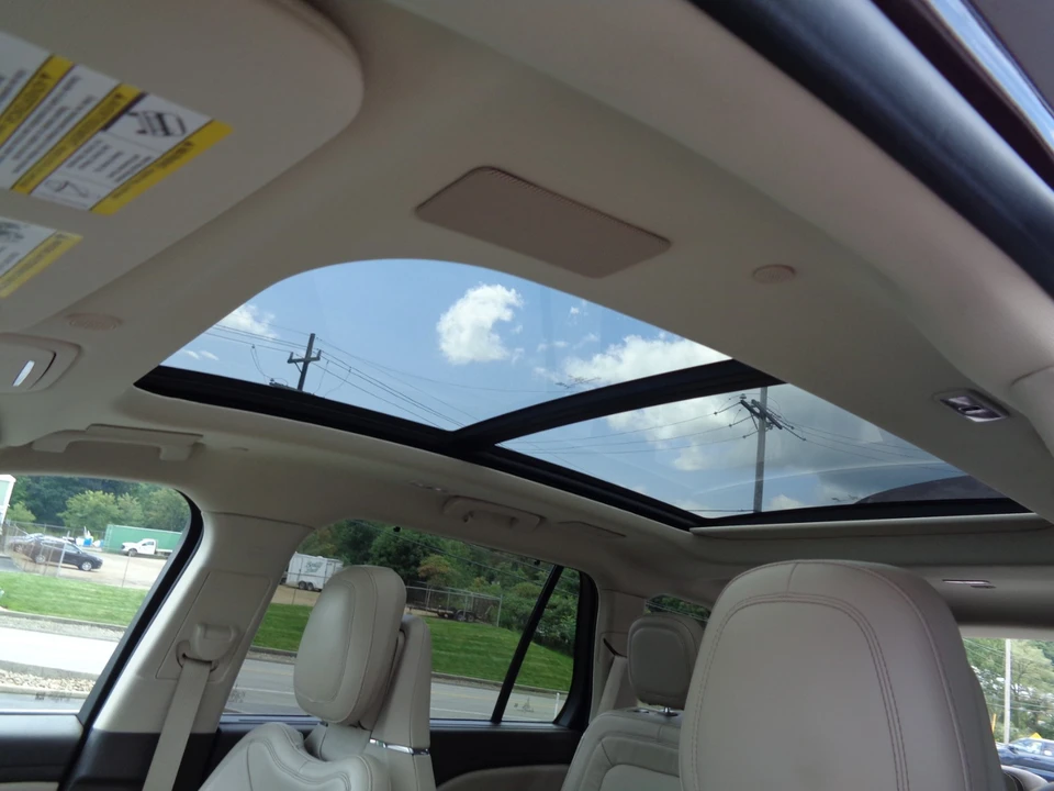 2020 Lincoln Aviator 2nd Gen - Image 16 of 31