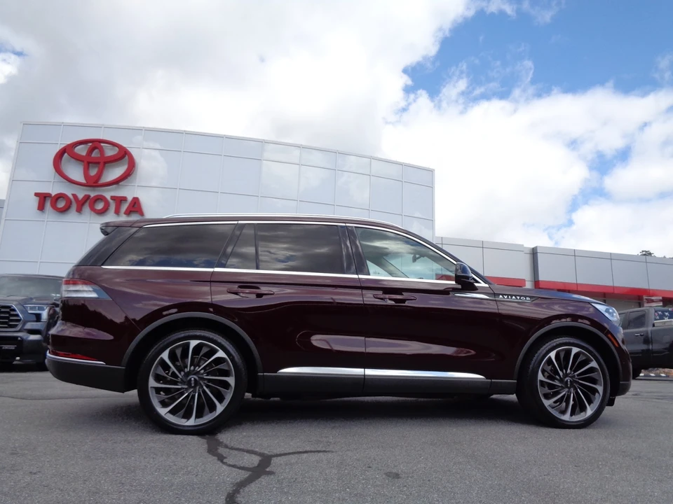 2020 Lincoln Aviator 2nd Gen - Image 2 of 31