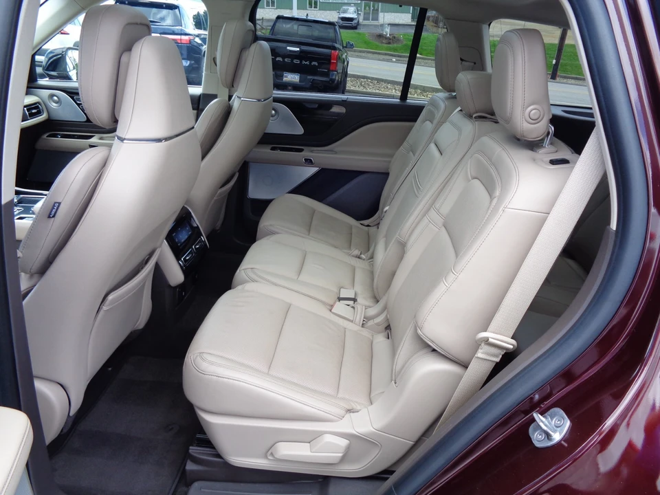 2020 Lincoln Aviator 2nd Gen - Image 17 of 31