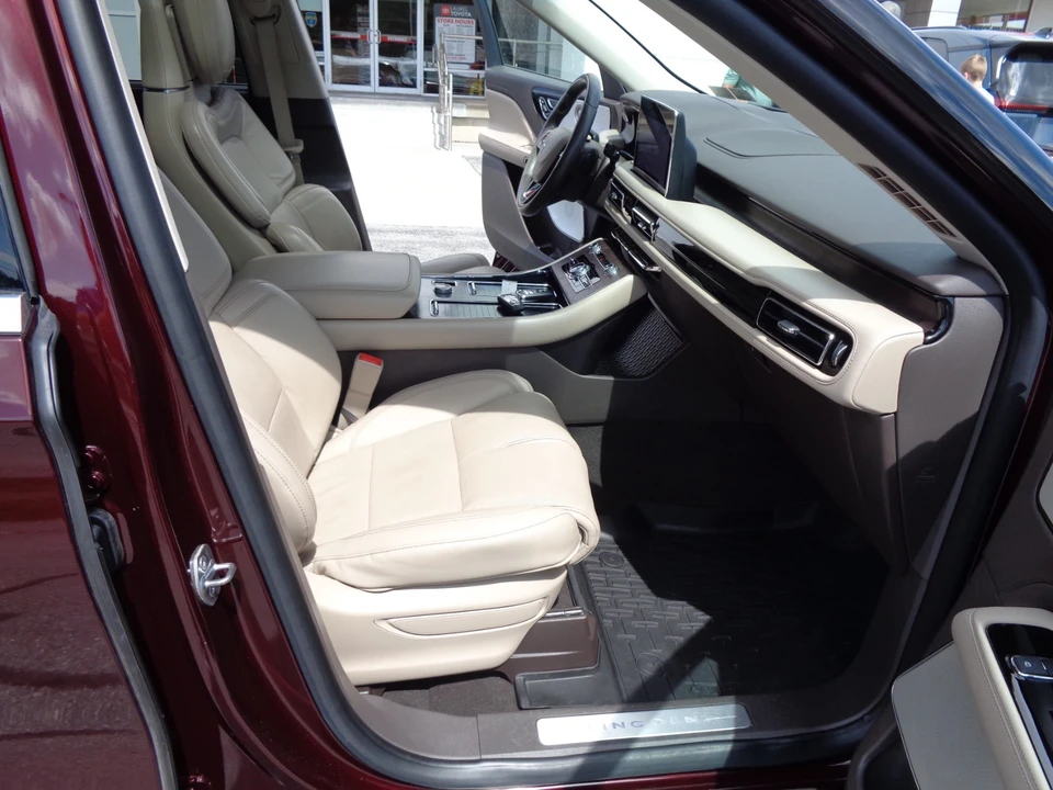 2020 Lincoln Aviator 2nd Gen - Image 24 of 31
