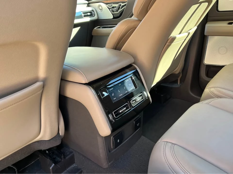 2020 Lincoln Aviator 2nd Gen - Image 7 of 10