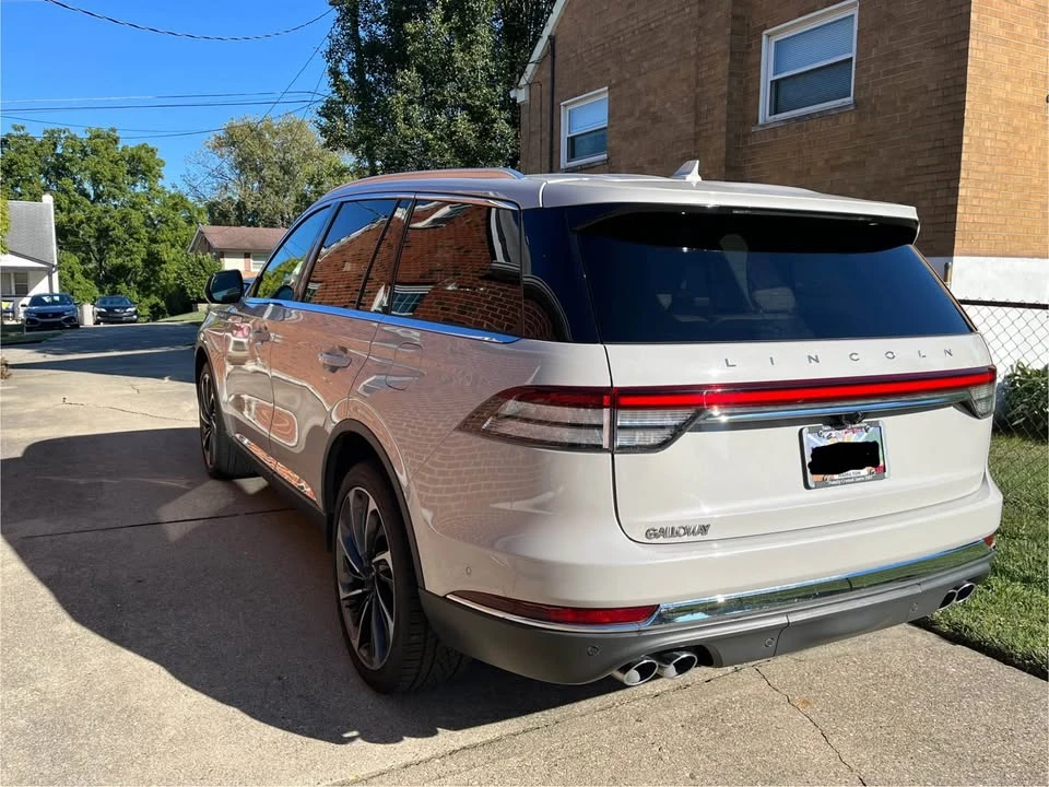 2020 Lincoln Aviator 2nd Gen - Image 3 of 10