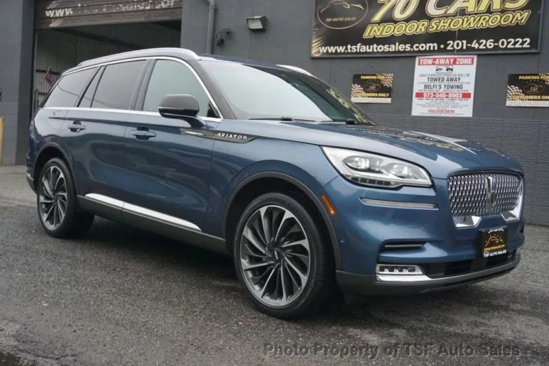 2020 Lincoln Aviator 2nd Gen - Image 9 of 12