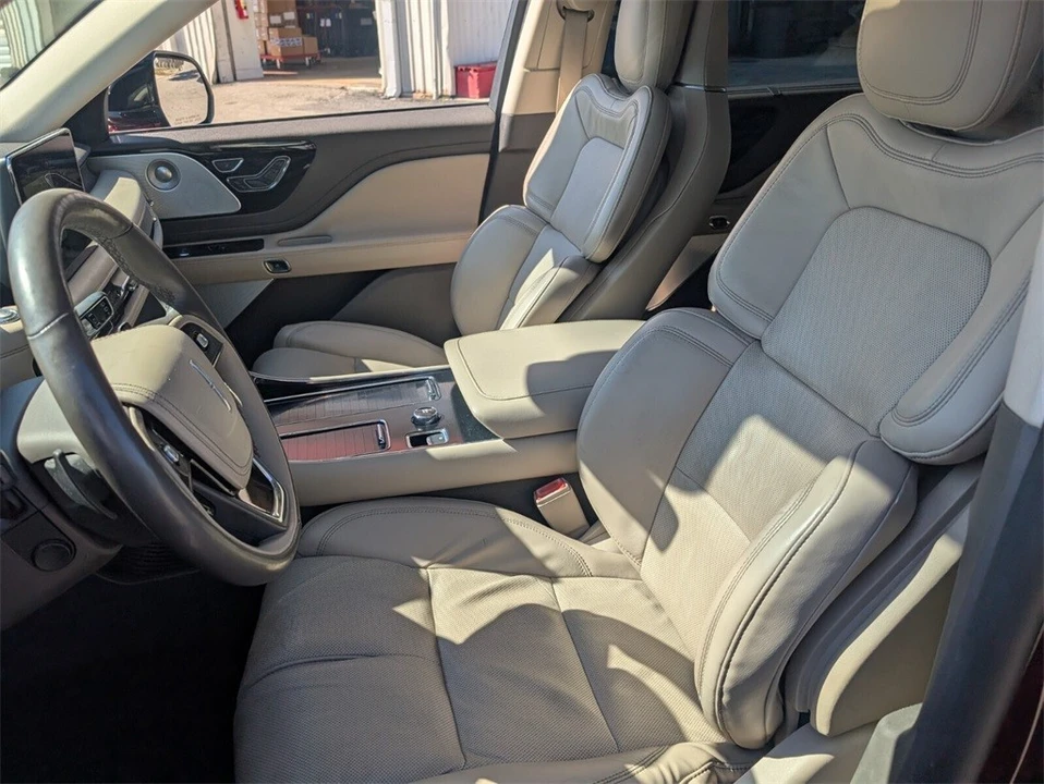 2020 Lincoln Aviator 2nd Gen - Image 11 of 12