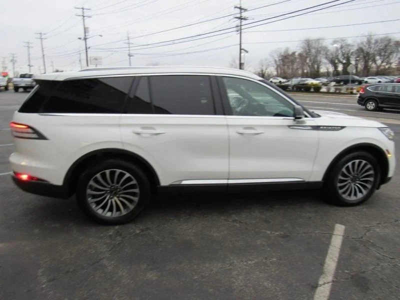 2020 Lincoln Aviator 2nd Gen - Image 9 of 12