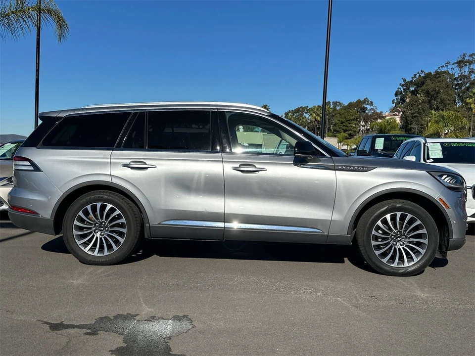 2020 Lincoln Aviator 2nd Gen - Image 2 of 12