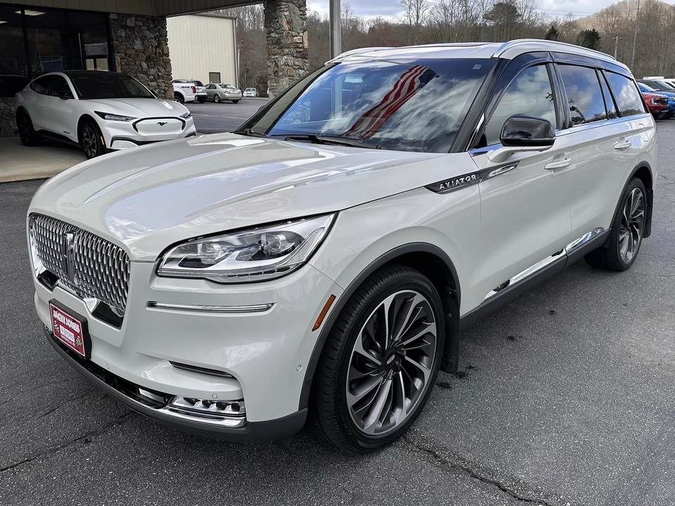 2020 Lincoln Aviator 2nd Gen - Image 2 of 21