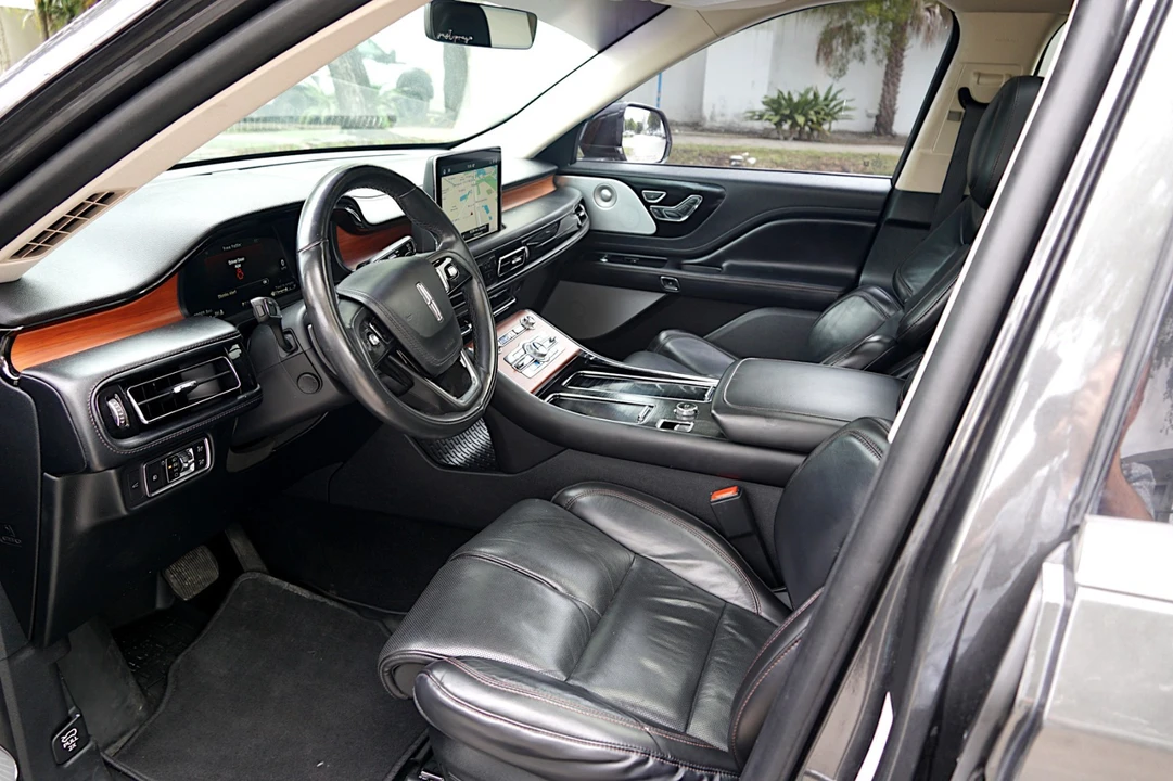 2020 Lincoln Aviator 2nd Gen - Image 17 of 21