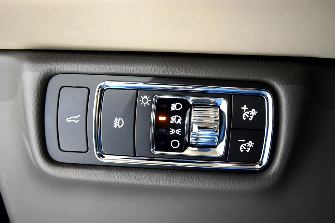 2020 Lincoln Aviator 2nd Gen - Image 14 of 21