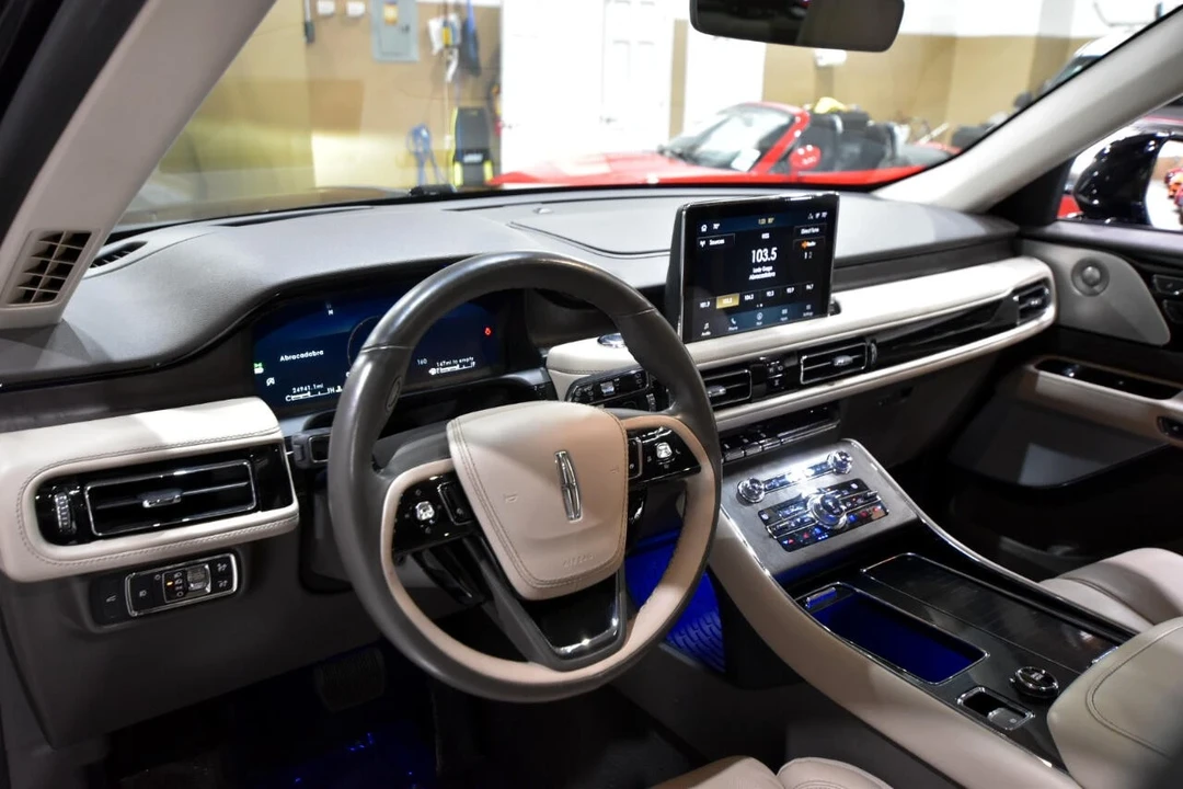 2020 Lincoln Aviator 2nd Gen - Image 15 of 21