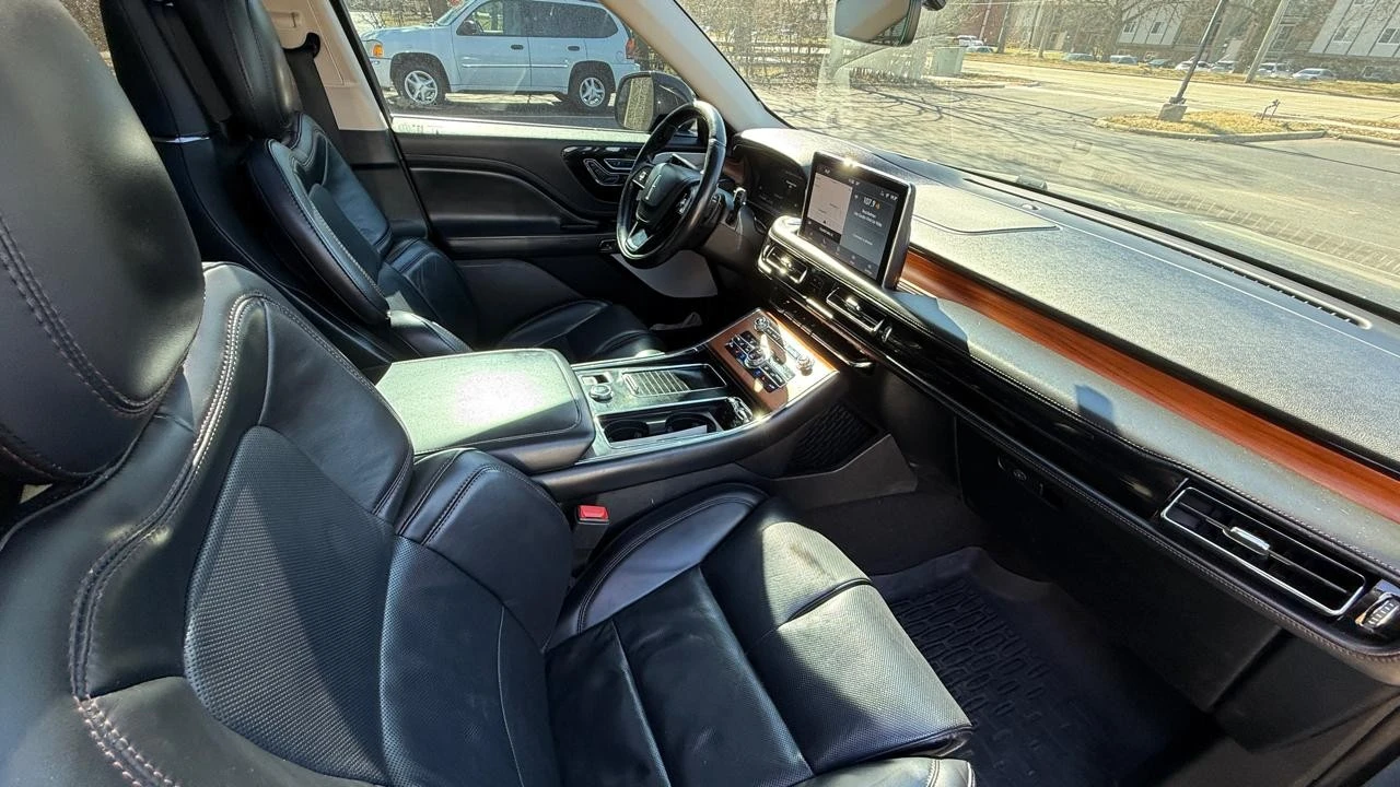 2020 Lincoln Aviator 2nd Gen - Image 11 of 21