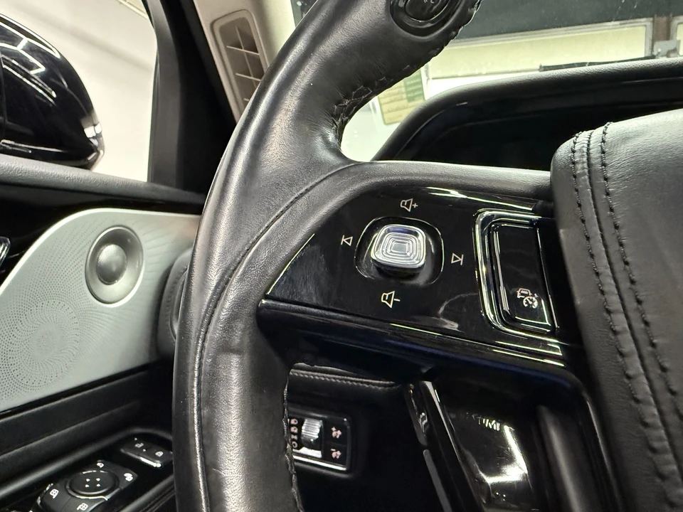2020 Lincoln Aviator 2nd Gen - Image 17 of 21