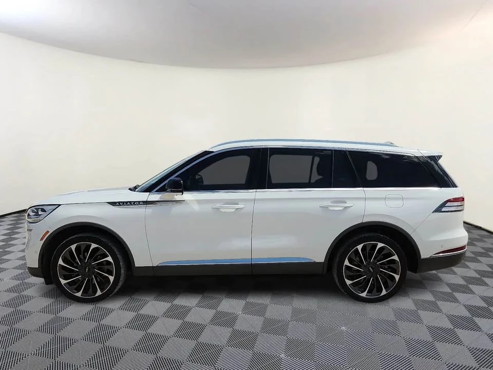 2020 Lincoln Aviator 2nd Gen - Image 2 of 18