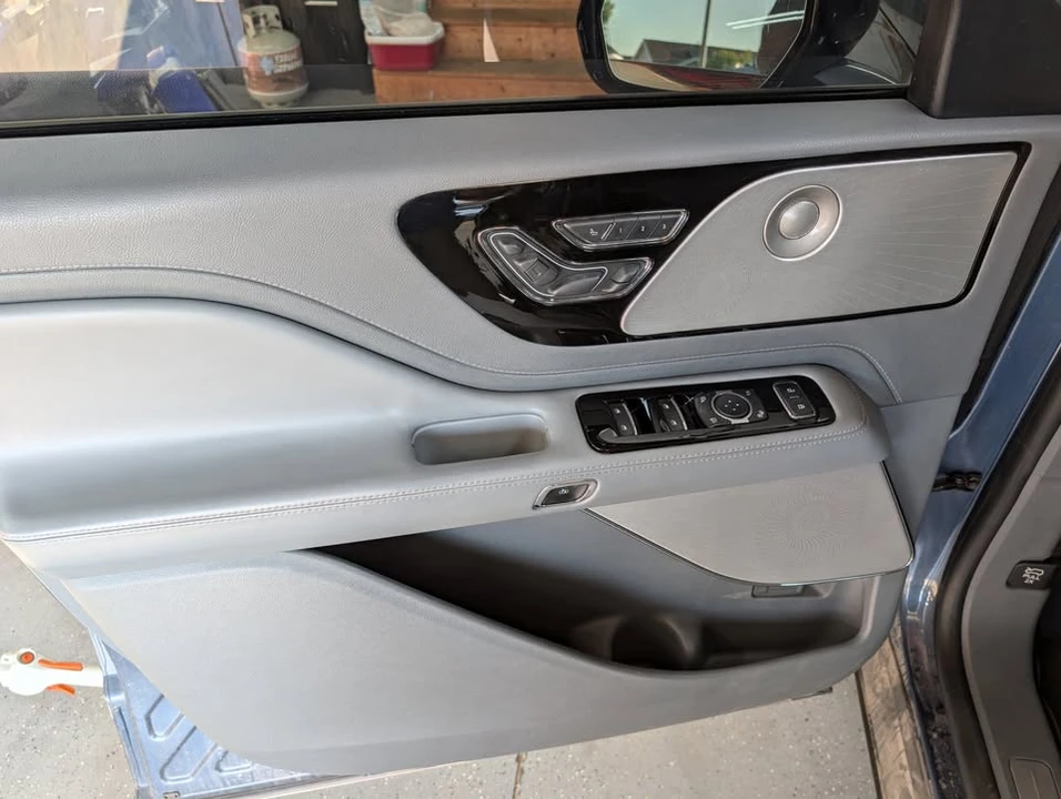 2020 Lincoln Aviator 2nd Gen - Image 11 of 20