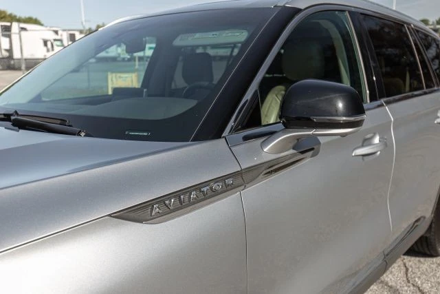 2020 Lincoln Aviator 2nd Gen - Image 3 of 21