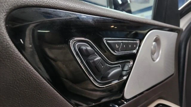 2020 Lincoln Aviator 2nd Gen - Image 11 of 12