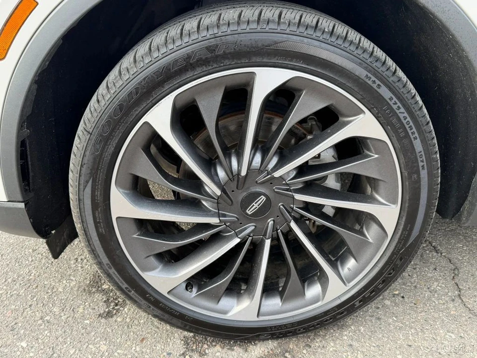 2020 Lincoln Aviator 2nd Gen - Image 9 of 12