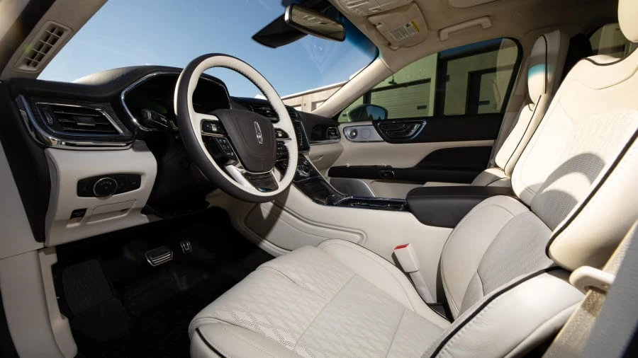 2020 Lincoln Continental 10th Gen - Image 4 of 27